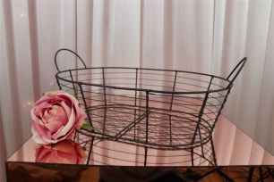 Rustic Wire Basket - Oval