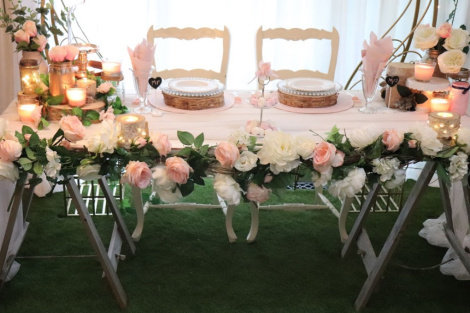 Rustic Bridal Table with Flowers
